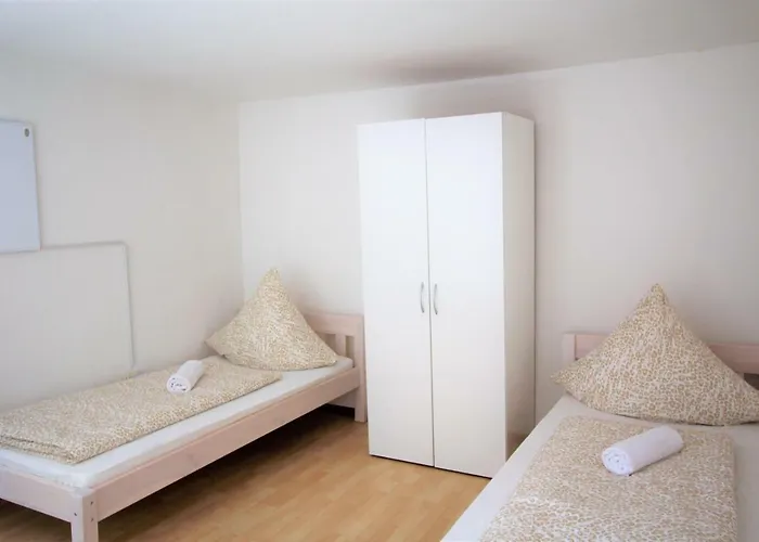 Work & In Feriehus *